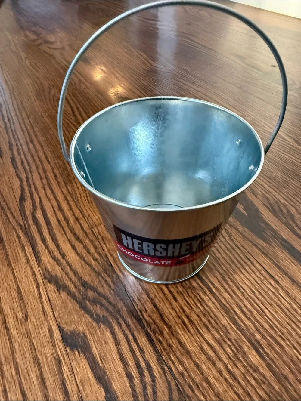 Hersheys Chocolate World Silver Chocolate World Metal Candy‎ Bucket